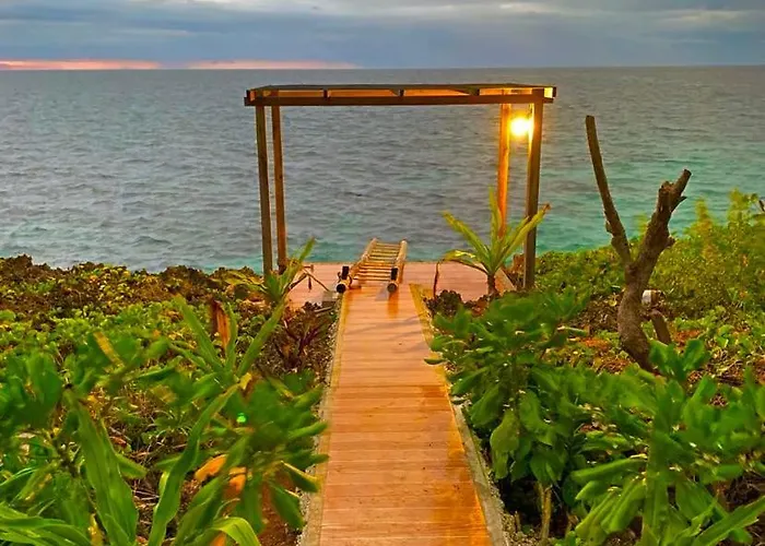 Tiny House's Seafront In Camotes Island * Esperanza